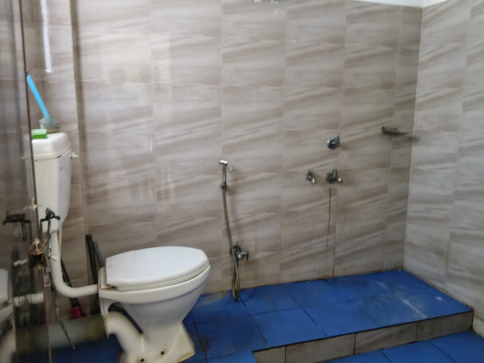 2 BHK Room — media 3