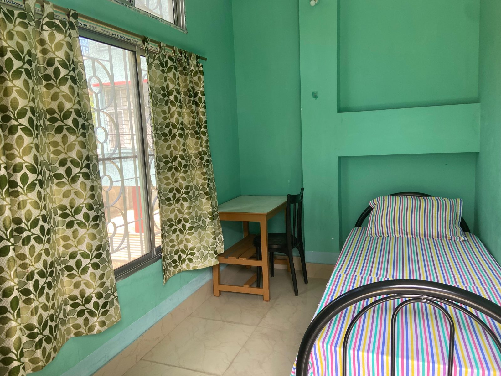 Single Room PG — Nabin Nagar, Guwahati, Kamrup Metro, Assam - 781024