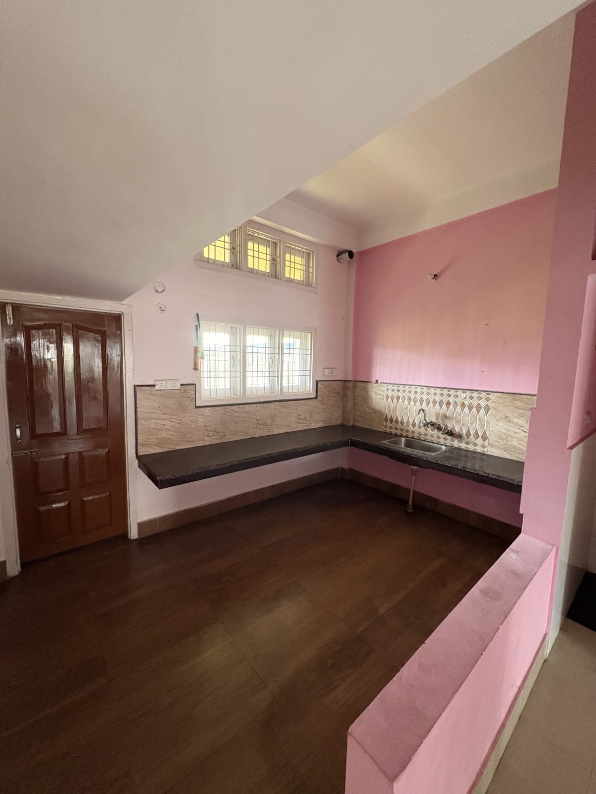 2 BHK Room photo 1