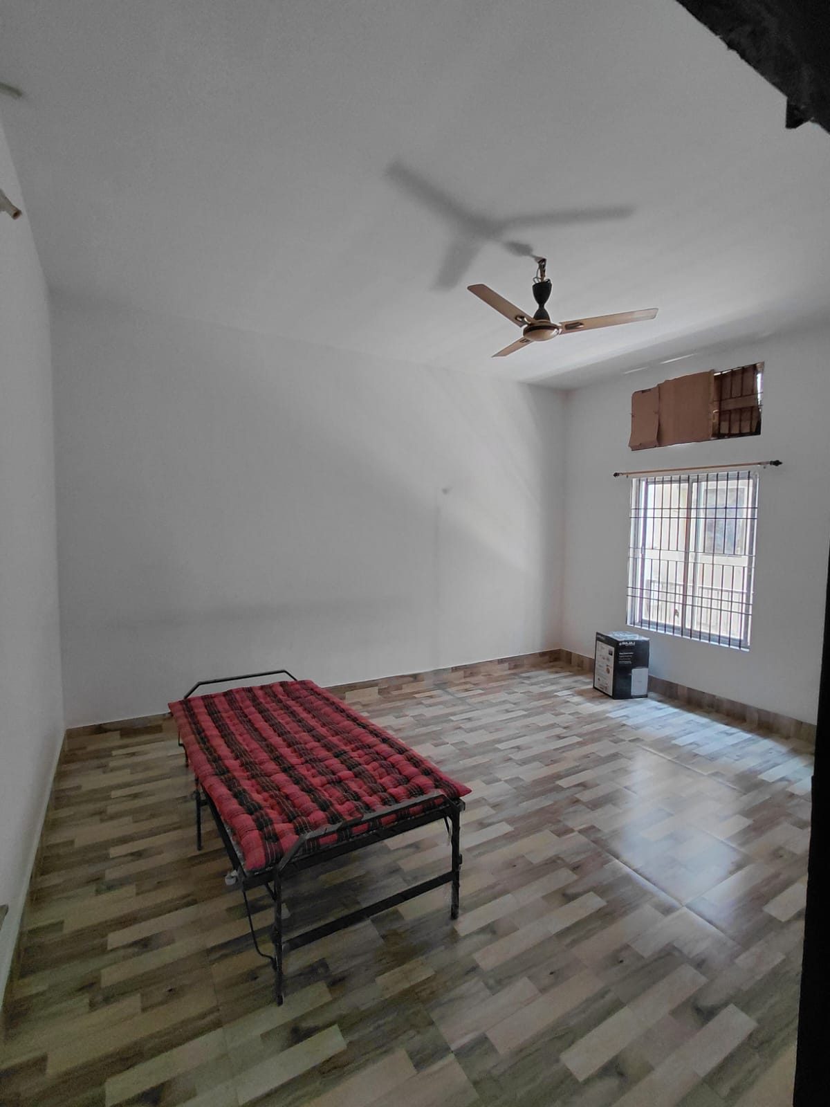 2 BHK Room