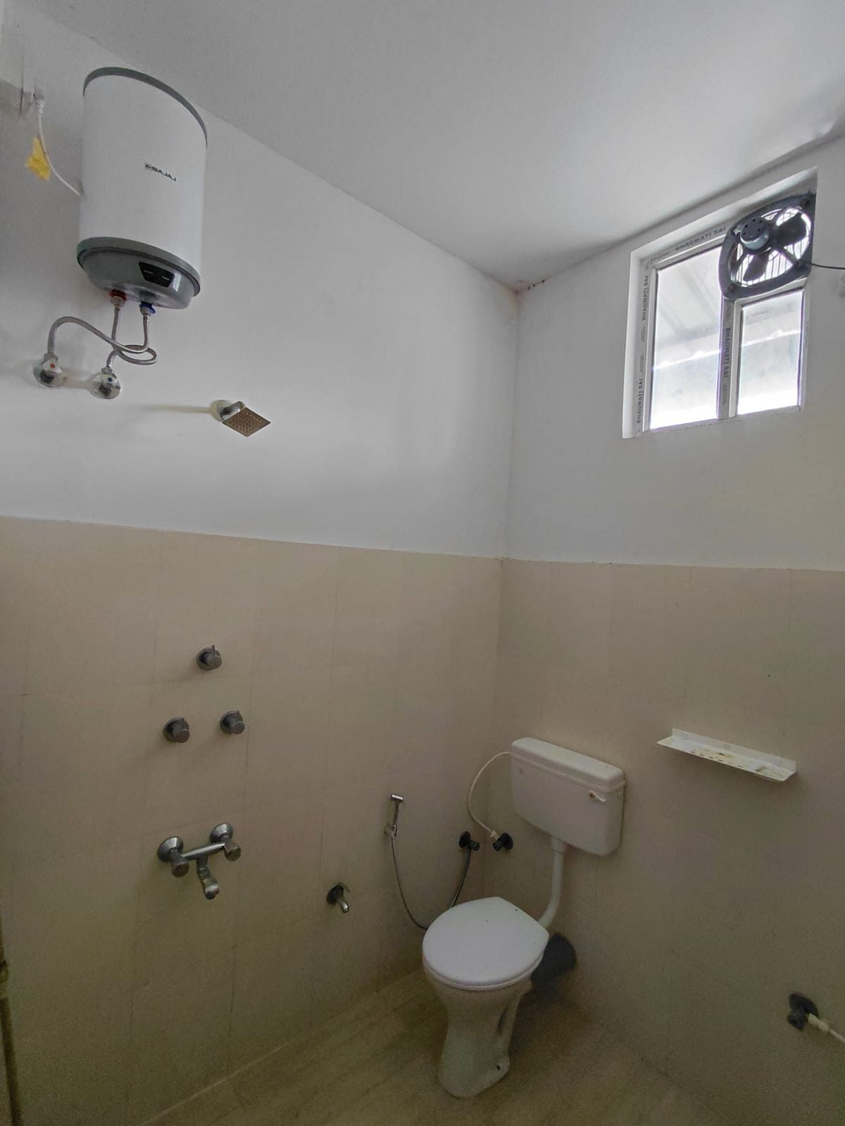 2 BHK Room photo 2